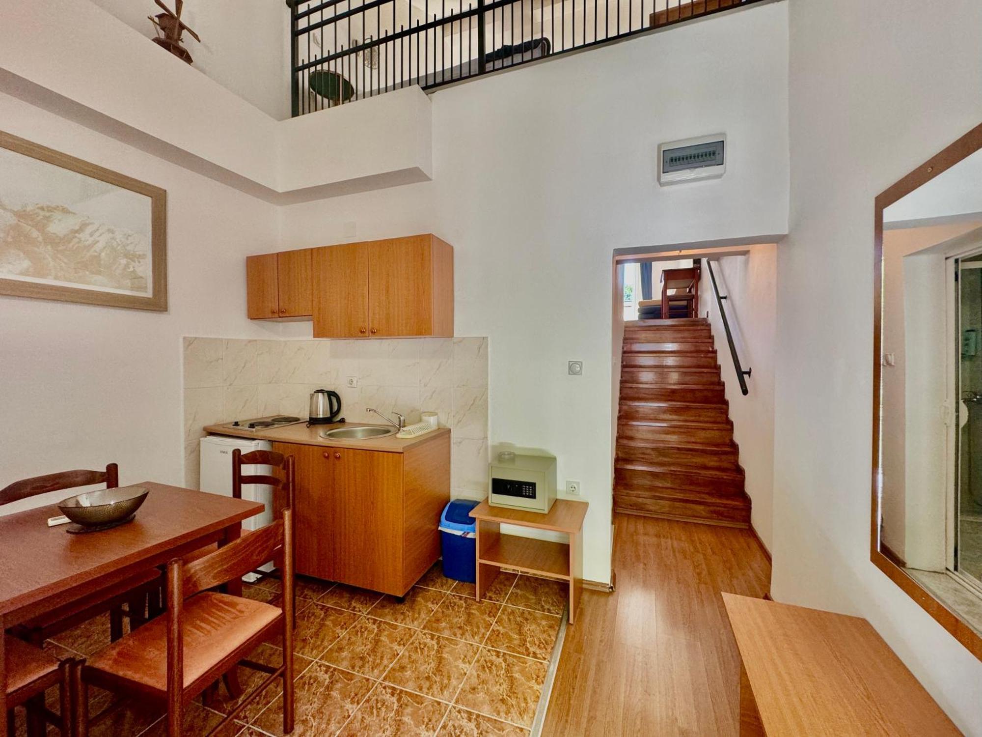 For-A Apartmani Bečići Exteriör bild