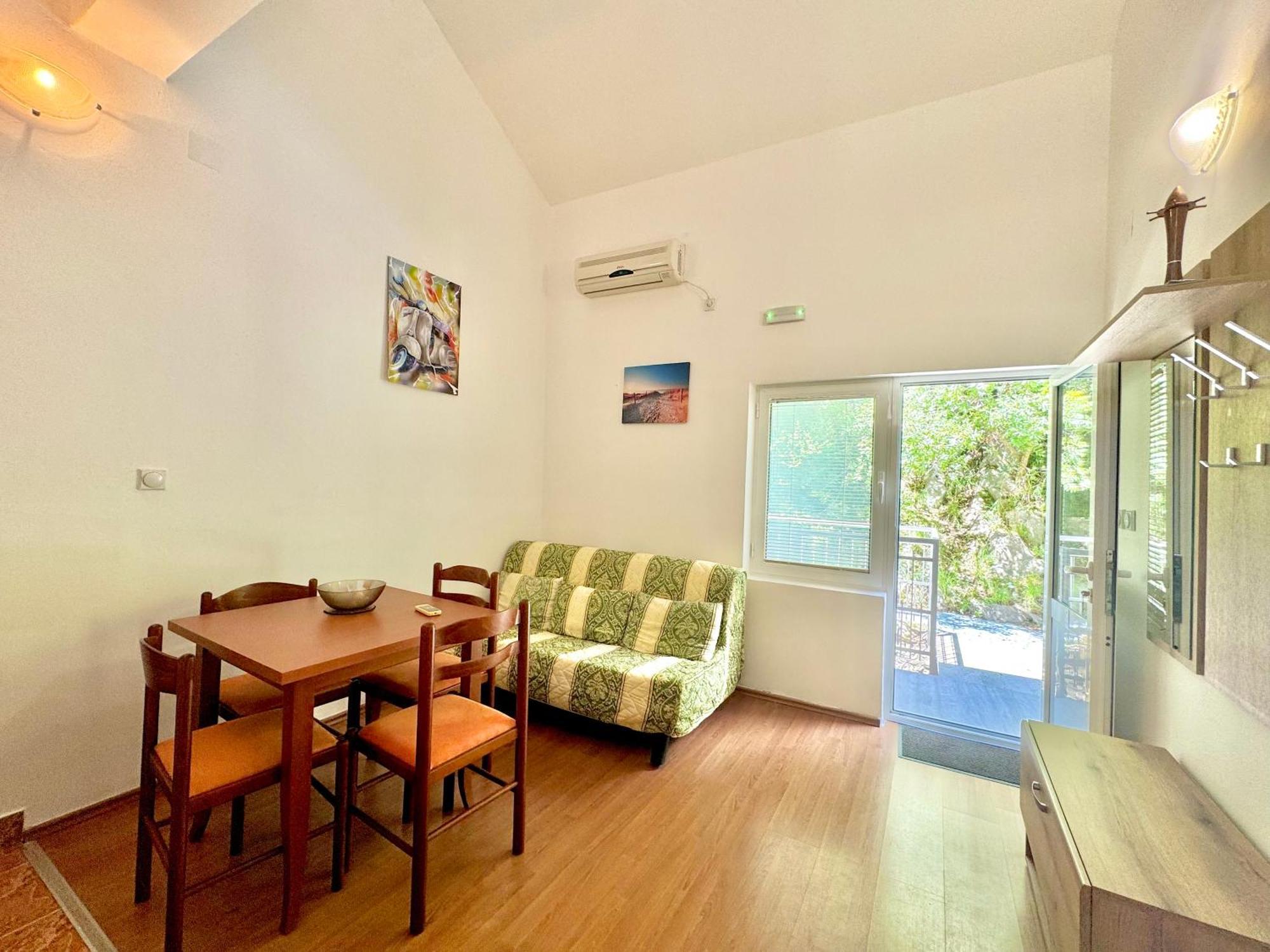 For-A Apartmani Bečići Exteriör bild