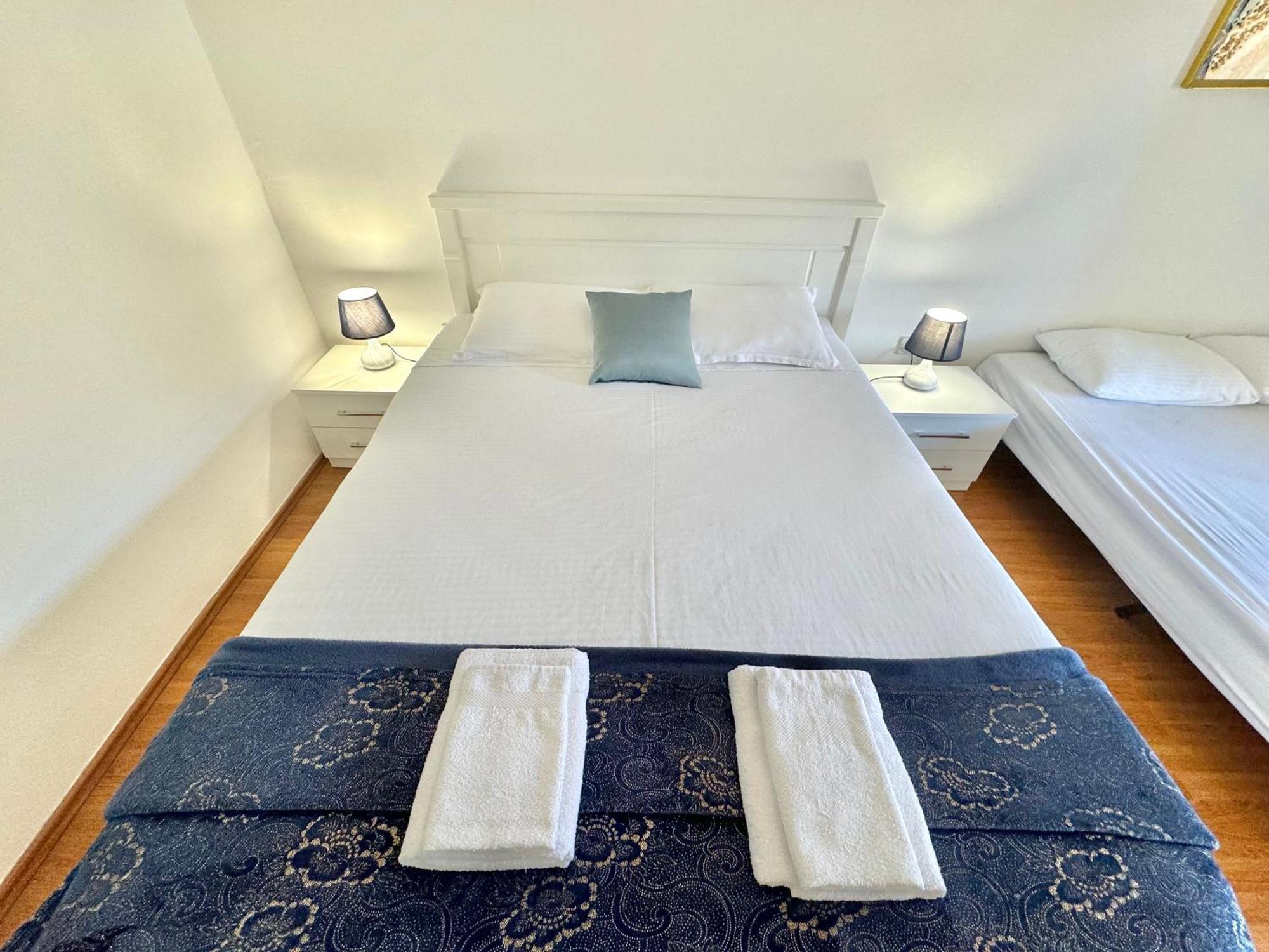 For-A Apartmani Bečići Exteriör bild