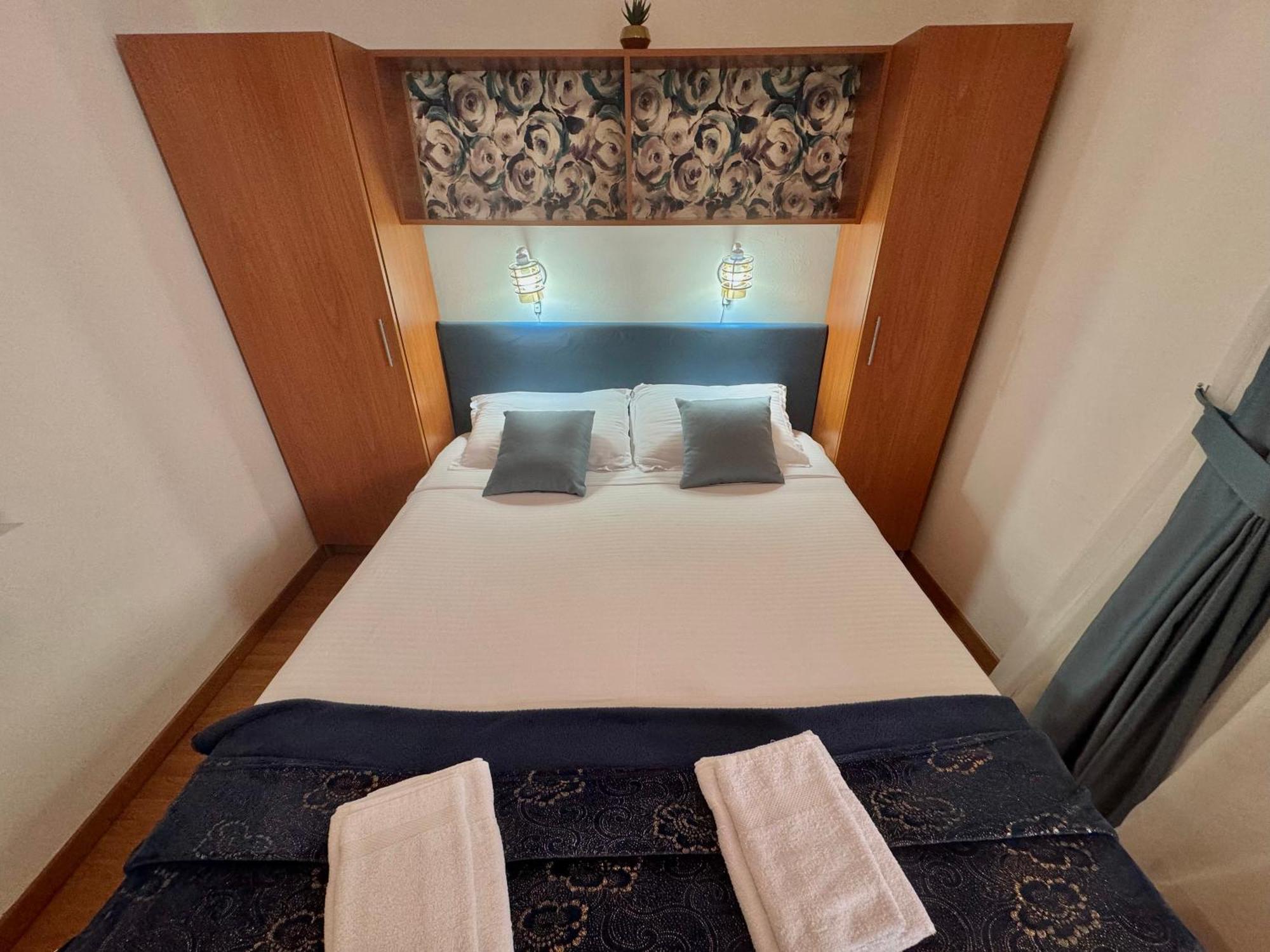 For-A Apartmani Bečići Exteriör bild