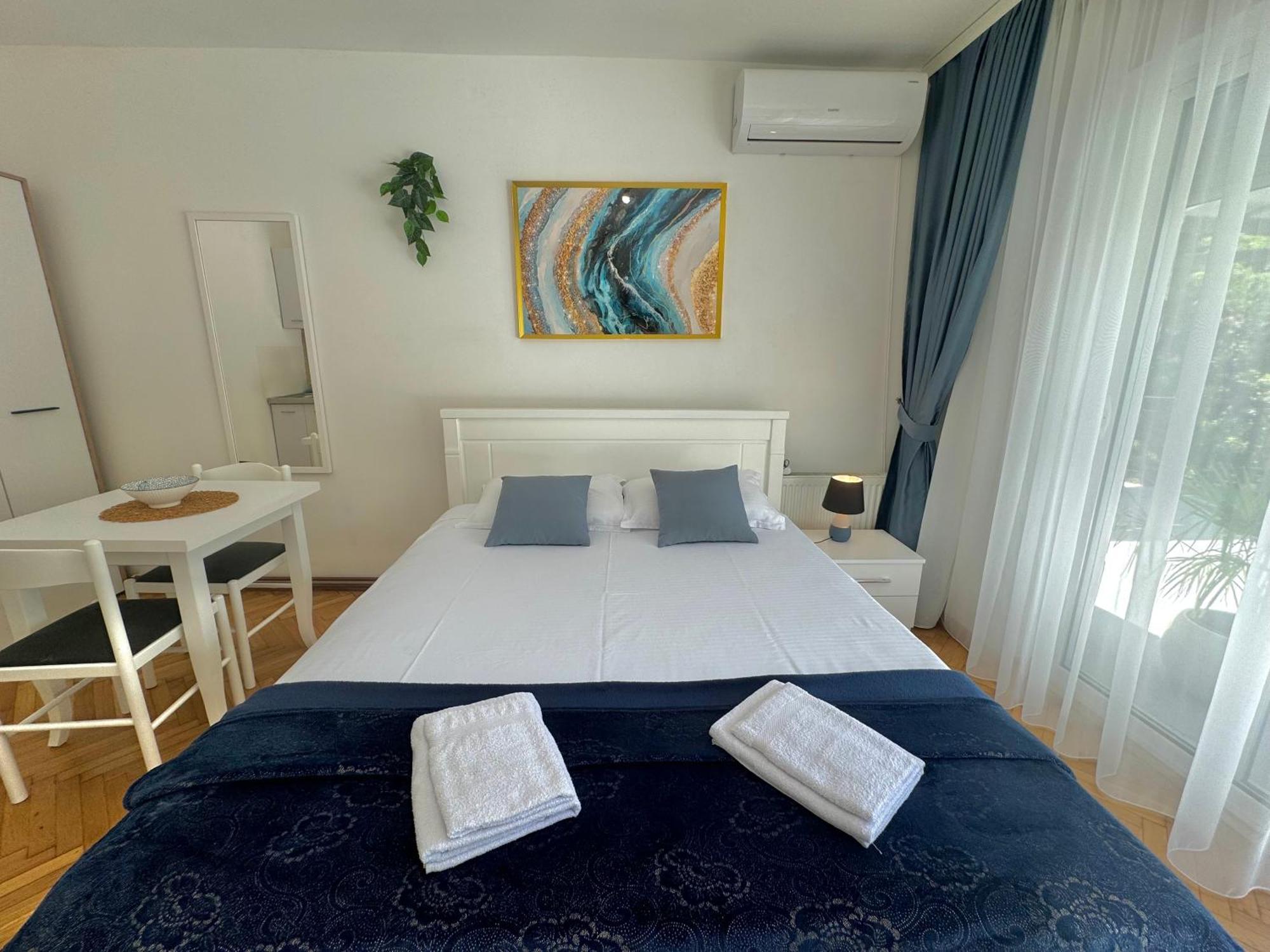 For-A Apartmani Bečići Exteriör bild