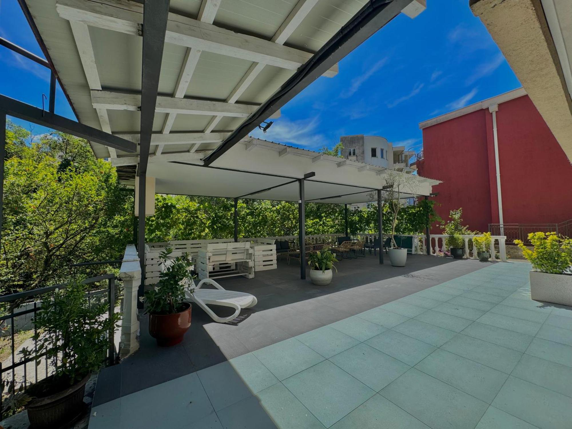 For-A Apartmani Bečići Exteriör bild